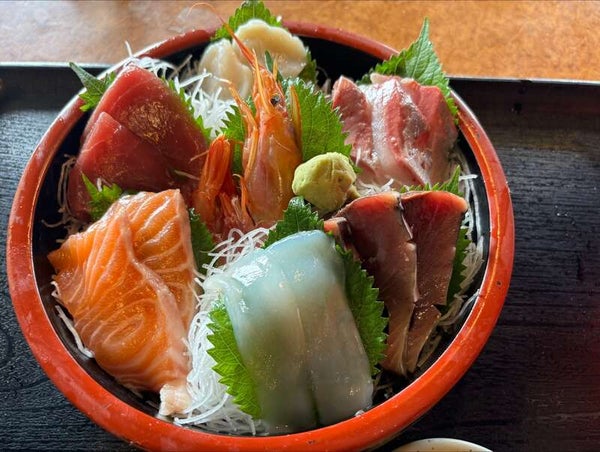 【千葉県内発】 ぐるり霞ヶ浦秋の味覚周遊☆TVで話題!「土浦魚市場食堂」まぐろ食べ放題 茨城県産栗拾い&大学いも詰め放題 日帰り2